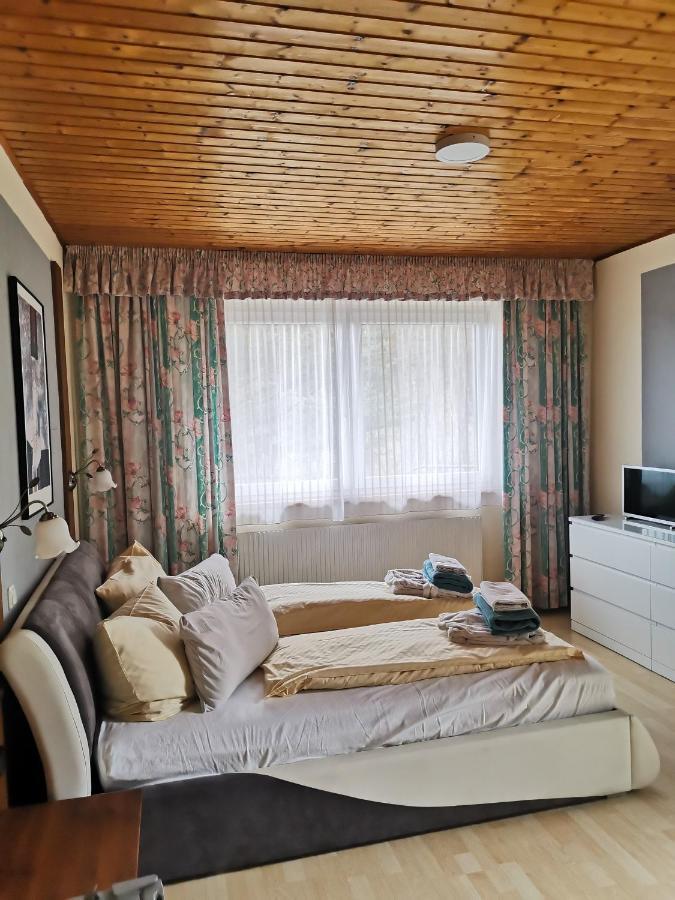 Pension Arkadenhof Fürstenfeld 外观 照片